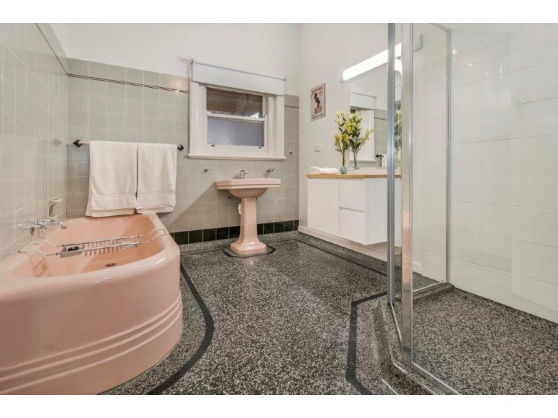 61 Simpsons Road, Eaglehawk VIC 3556