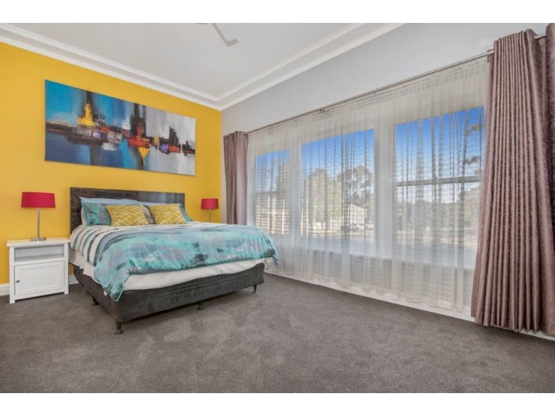 61 Simpsons Road, Eaglehawk VIC 3556