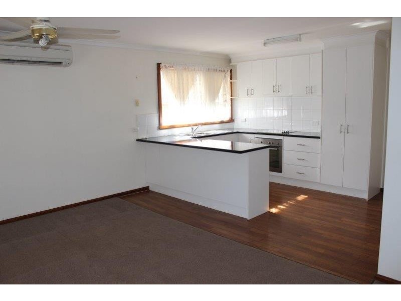 49 & 49A Kirkwood Road, Eaglehawk VIC 3556