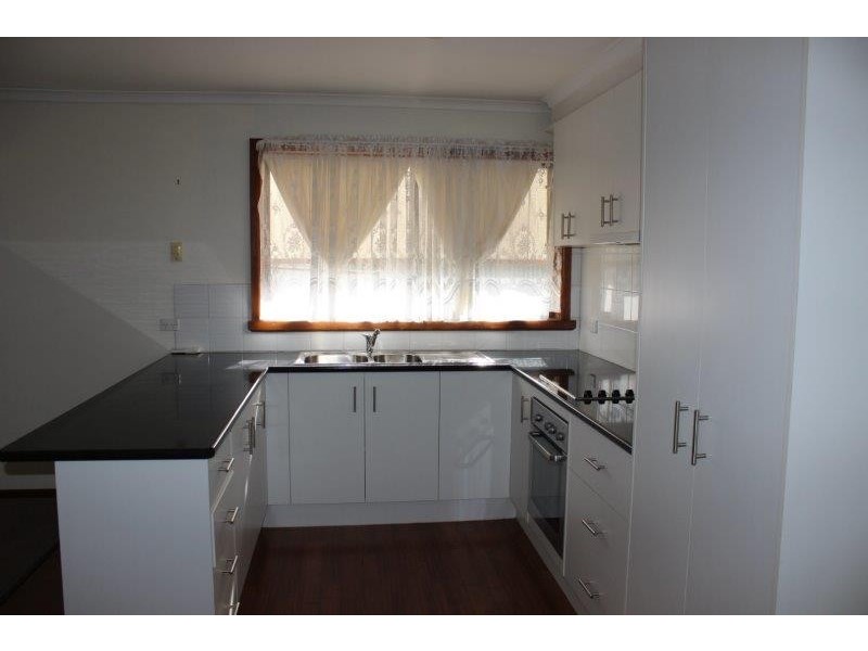 49 & 49A Kirkwood Road, Eaglehawk VIC 3556