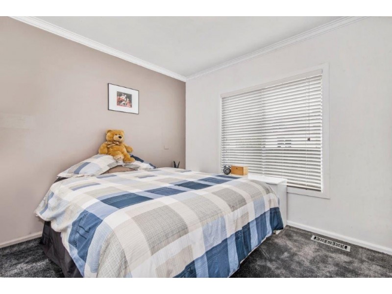 86 Church Street, Kangaroo Flat VIC 3555