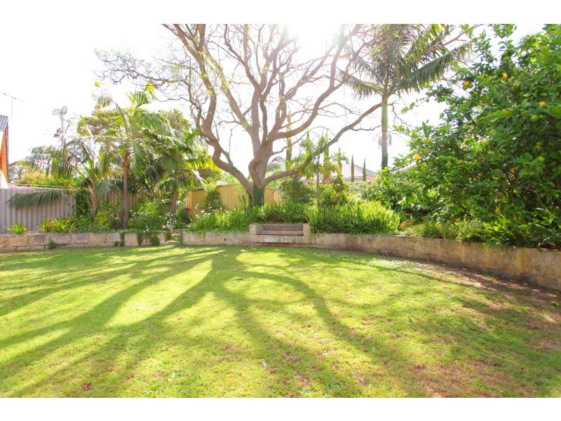 41 Salisbury Street, St James WA 6102