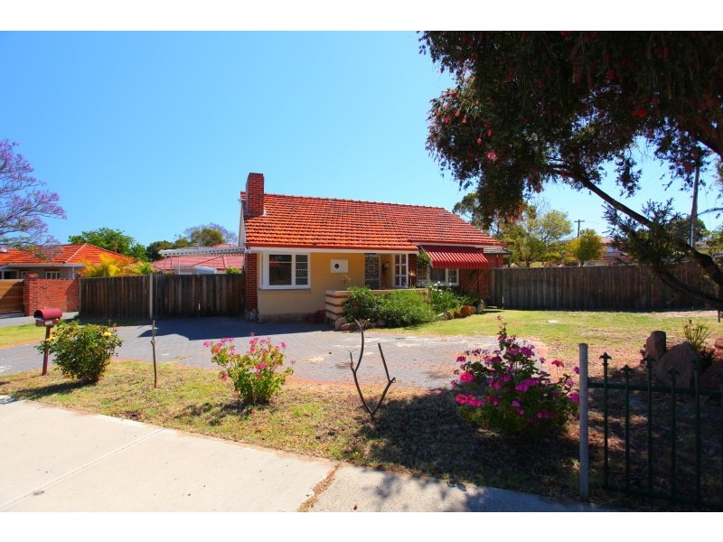 425 Berwick Street, St James WA 6102