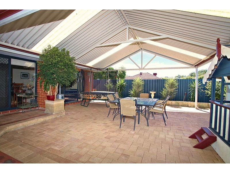 47 Walpole Street, St James WA 6102