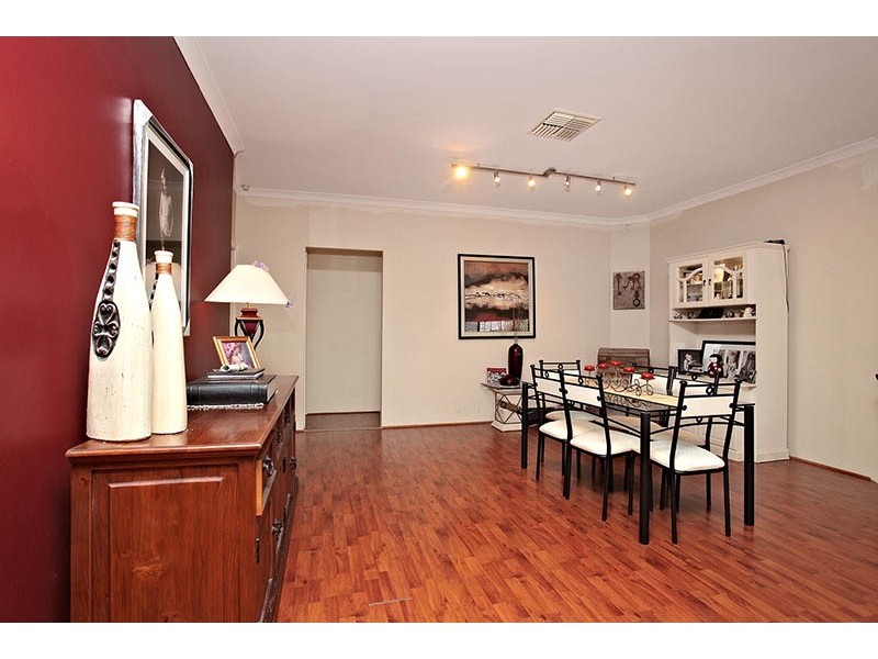 47 Walpole Street, St James WA 6102