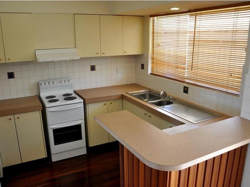 1 Greenside Street, Dianella WA 6059