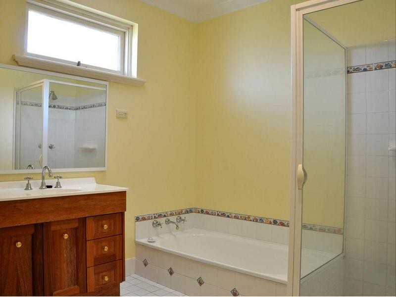 1 Greenside Street, Dianella WA 6059