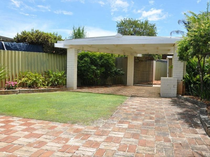 1 Greenside Street, Dianella WA 6059