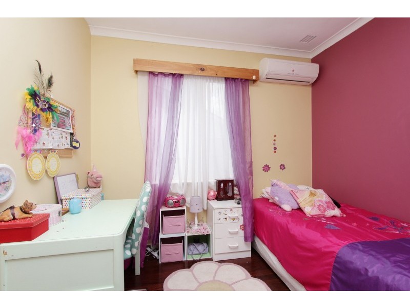 79 Alvah Street, St James WA 6102