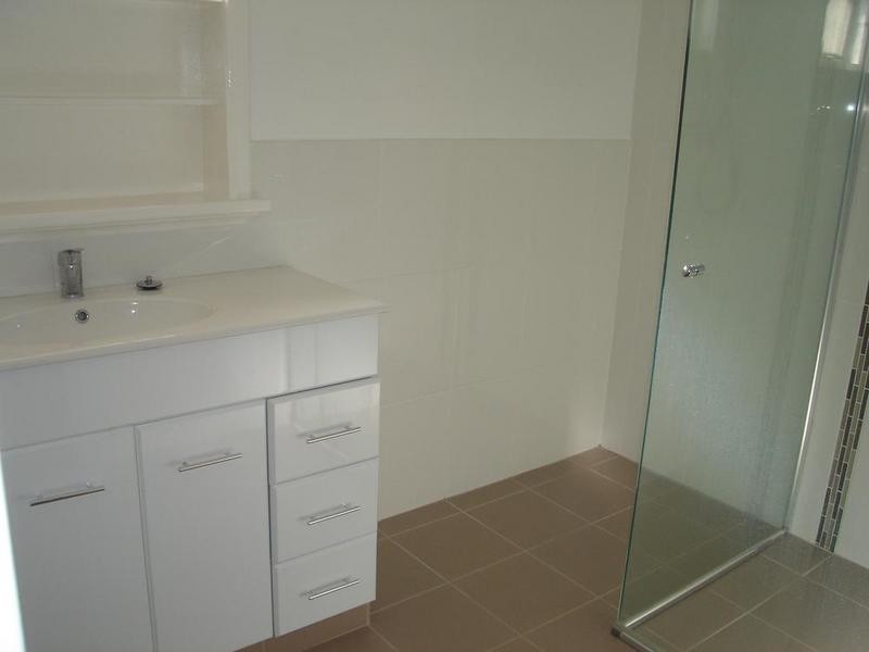 18 Knutsford Avenue, Rivervale WA 6103