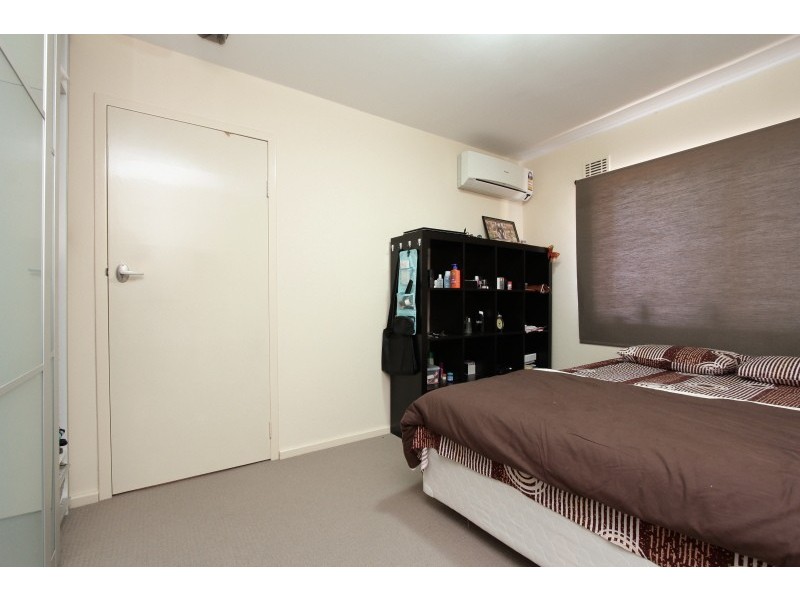 10/1041-45 Albany Highway, St James WA 6102