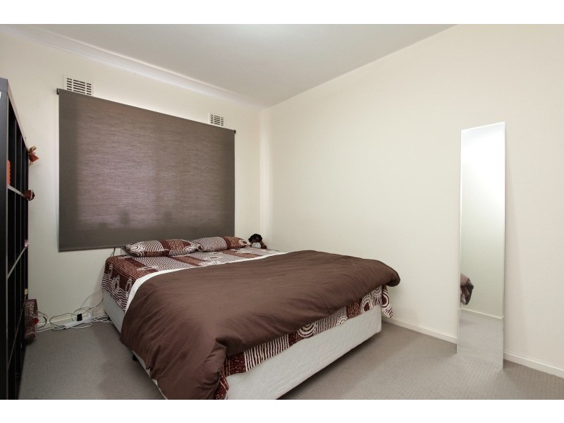 10/1041-45 Albany Highway, St James WA 6102