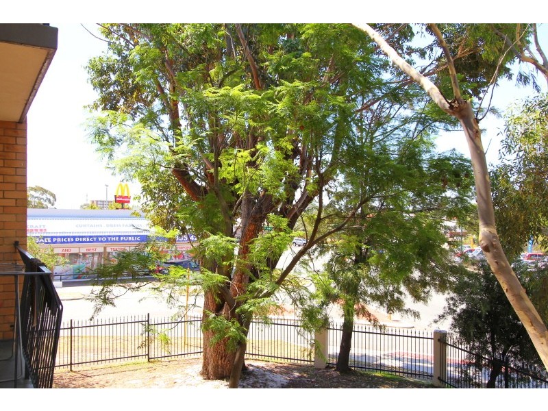 10/1041-45 Albany Highway, St James WA 6102