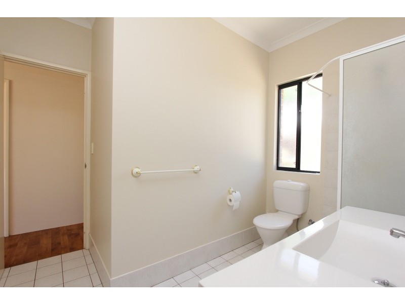 1/18 Burlington Street, St James WA 6102