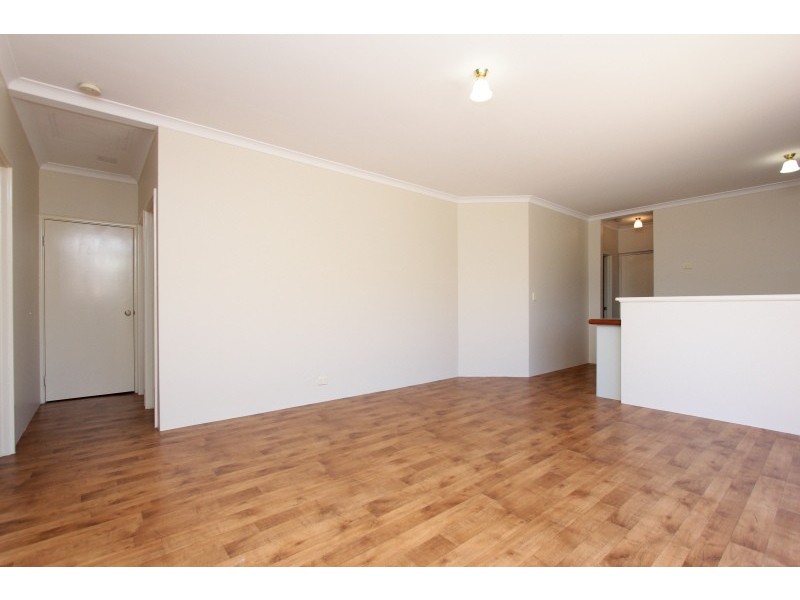 1/18 Burlington Street, St James WA 6102