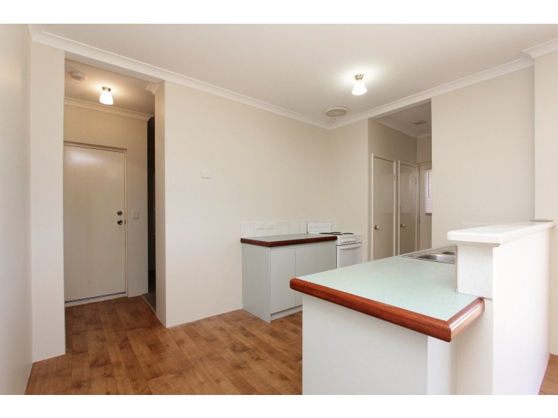 1/18 Burlington Street, St James WA 6102