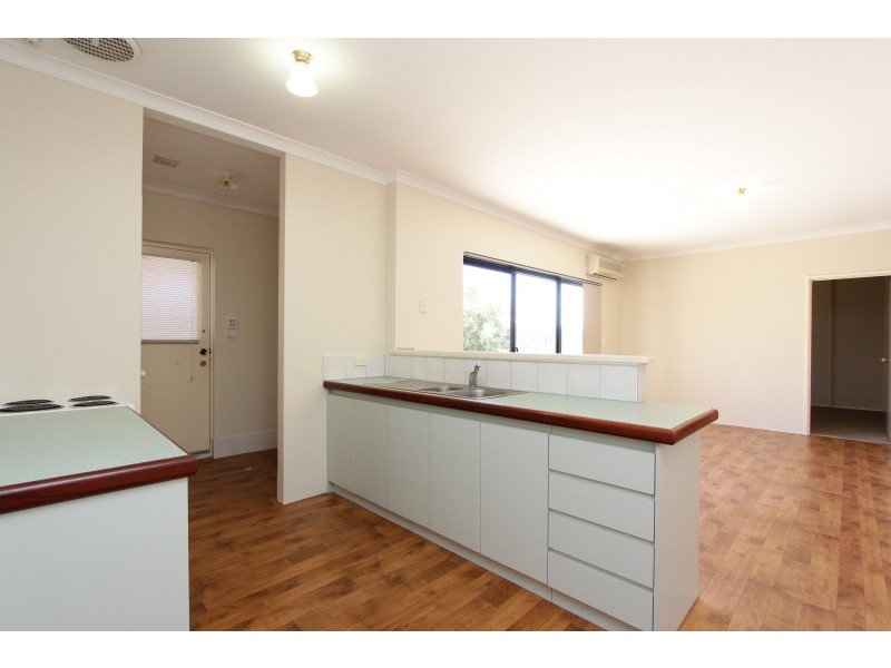 1/18 Burlington Street, St James WA 6102