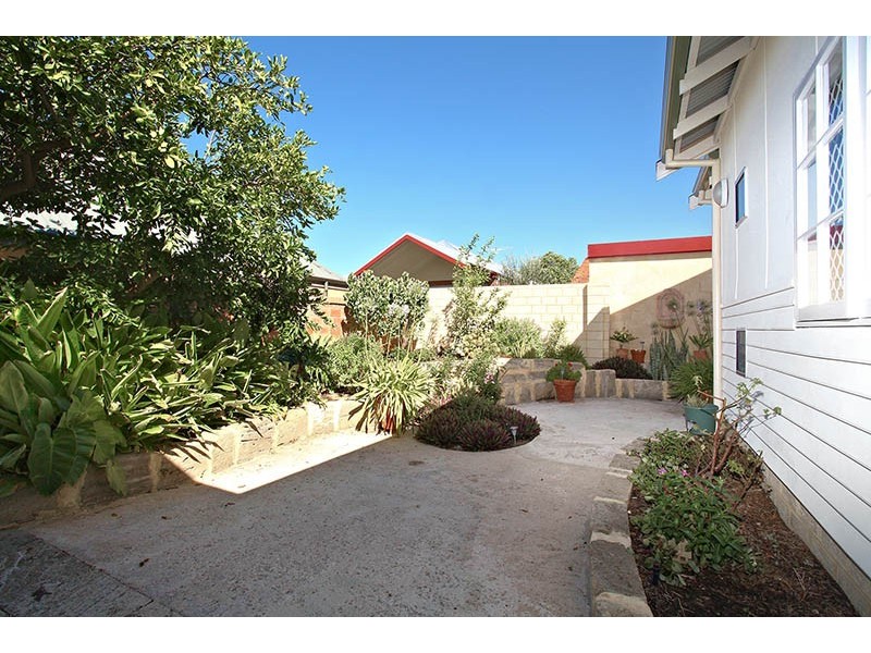 32 Willis Street, East Victoria Park WA 6101