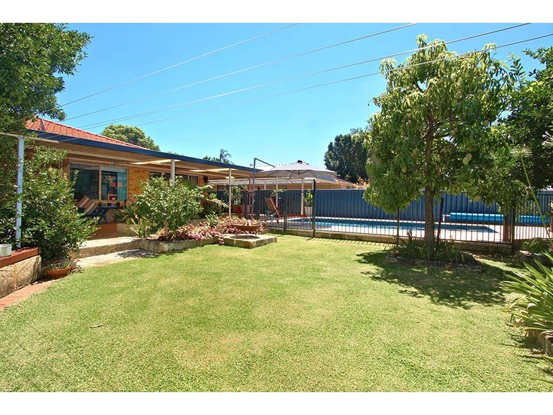 52 Pitt Street, St James WA 6102