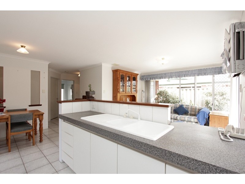 3/79 Coolgardie Street, St James WA 6102