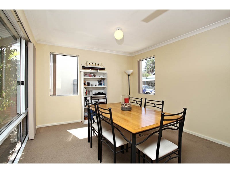 47D Beaconsfield Street, St James WA 6102
