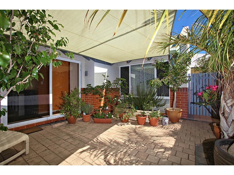 47D Beaconsfield Street, St James WA 6102
