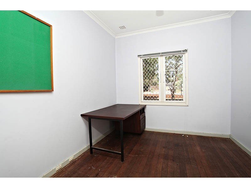 78 Sussex Road, Forrestfield WA 6058