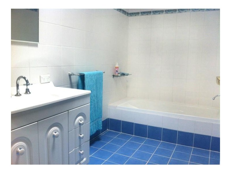 50 Shipbourne Way, Huntingdale WA 6110