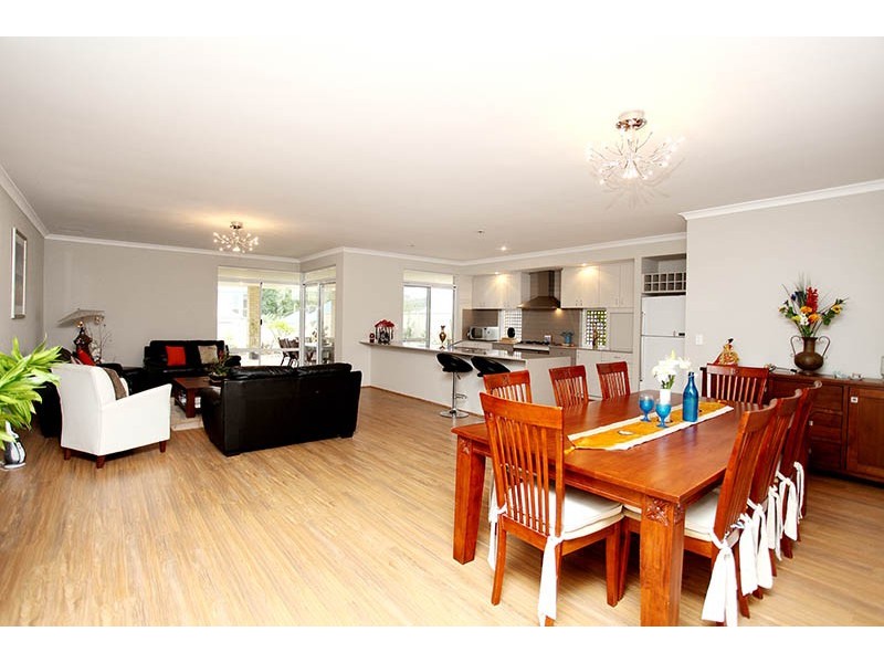 35 Hertford Street, East Victoria Park WA 6101