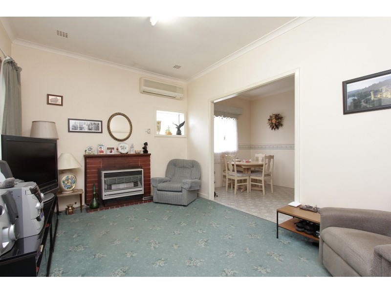 5 Clinton Avenue, St James WA 6102