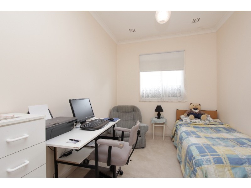 5 Clinton Avenue, St James WA 6102