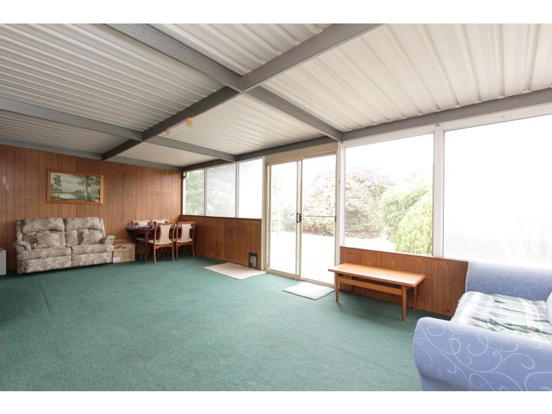 5 Clinton Avenue, St James WA 6102