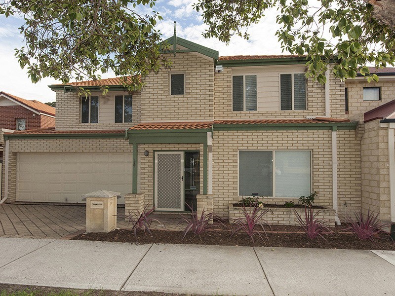 115 Sunbury Road, Victoria Park WA 6100