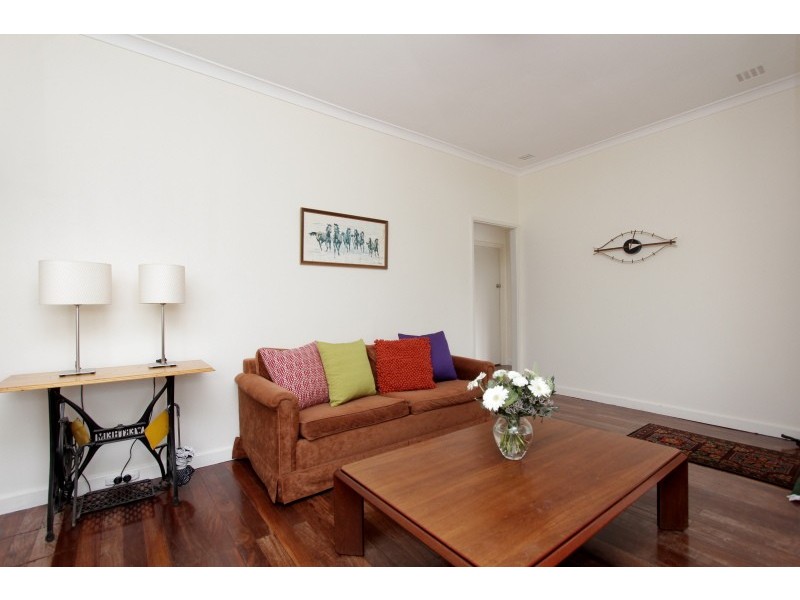1 Canny Road, St James WA 6102