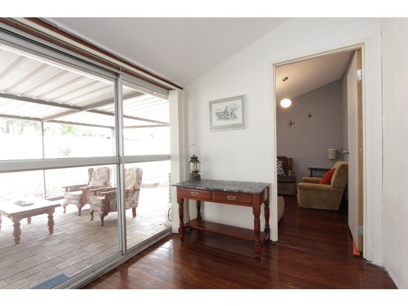 1 Canny Road, St James WA 6102
