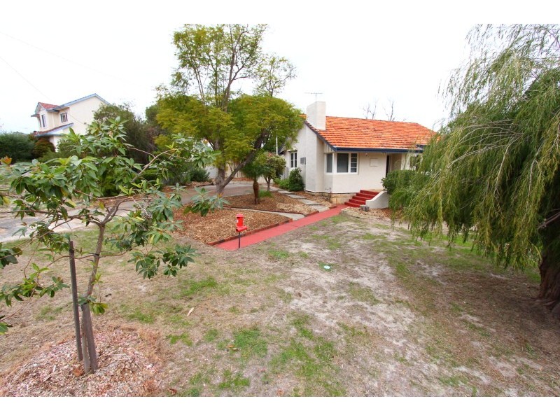 1 Canny Road, St James WA 6102