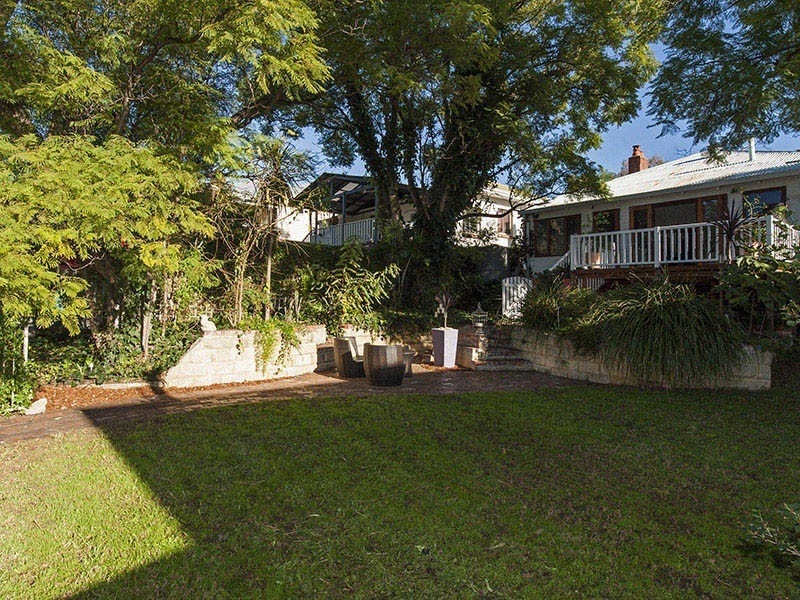 94 Canterbury Terrace, East Victoria Park WA 6101