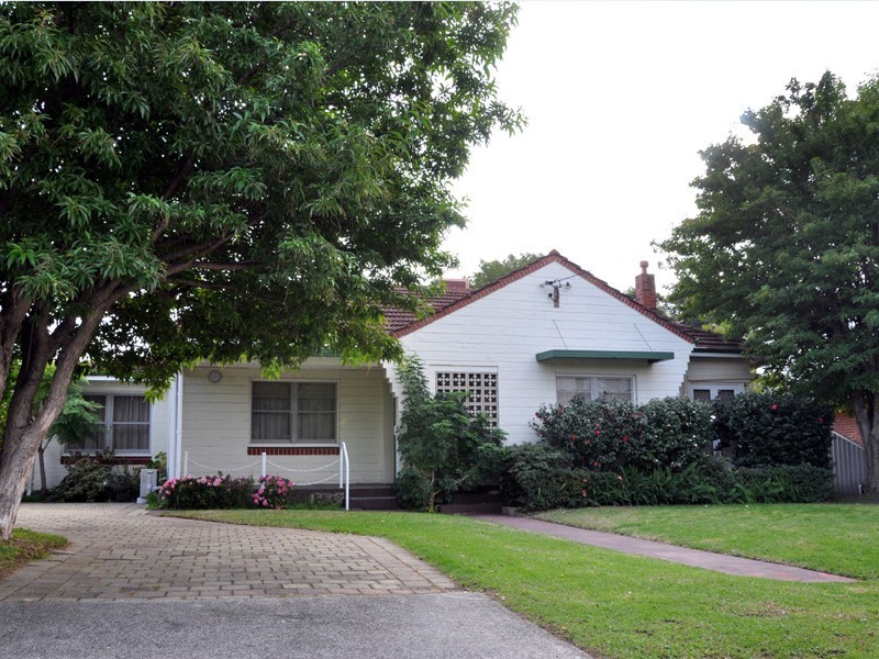 58 Monash Avenue, Como WA 6152