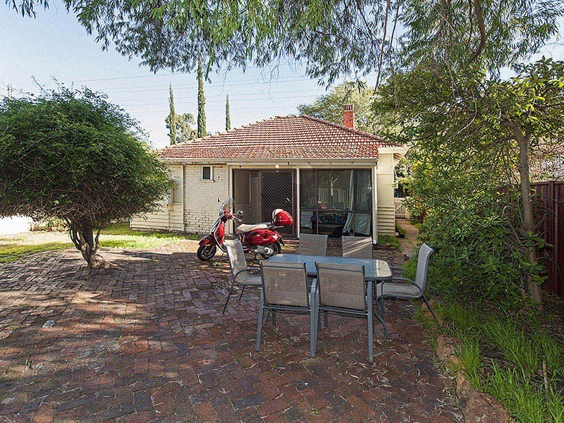 64 Oats Street, East Victoria Park WA 6101