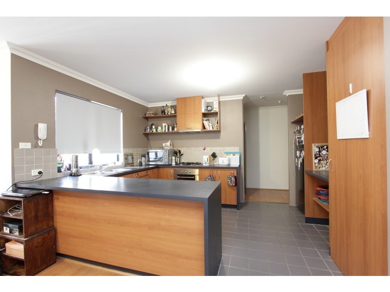 5/10 Queen Street, Bentley WA 6102