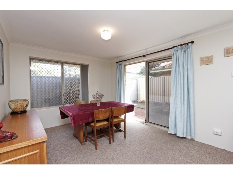 4/11 Ellam Street, St James WA 6102