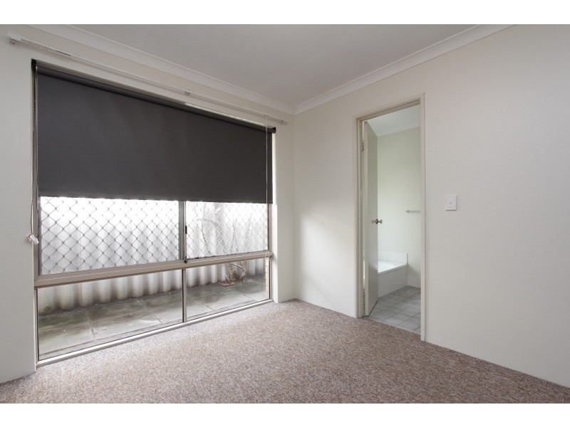 4/11 Ellam Street, St James WA 6102