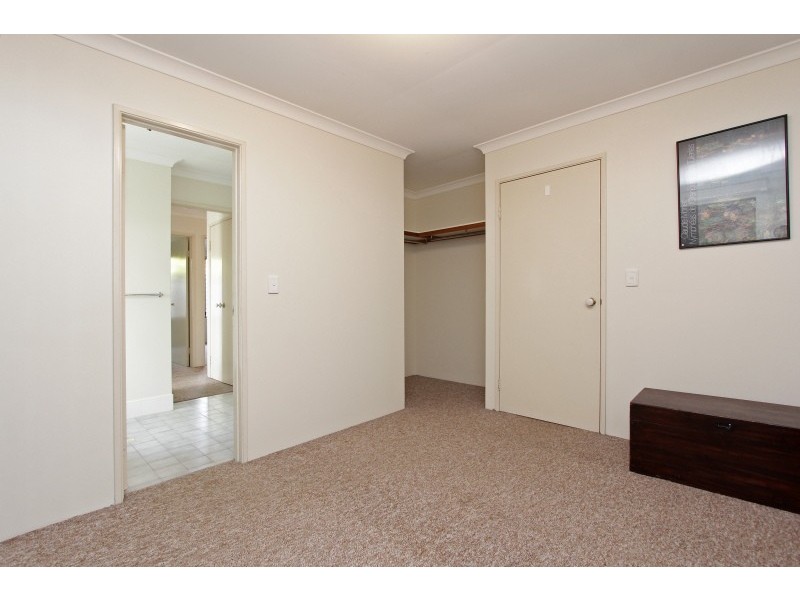 4/11 Ellam Street, St James WA 6102