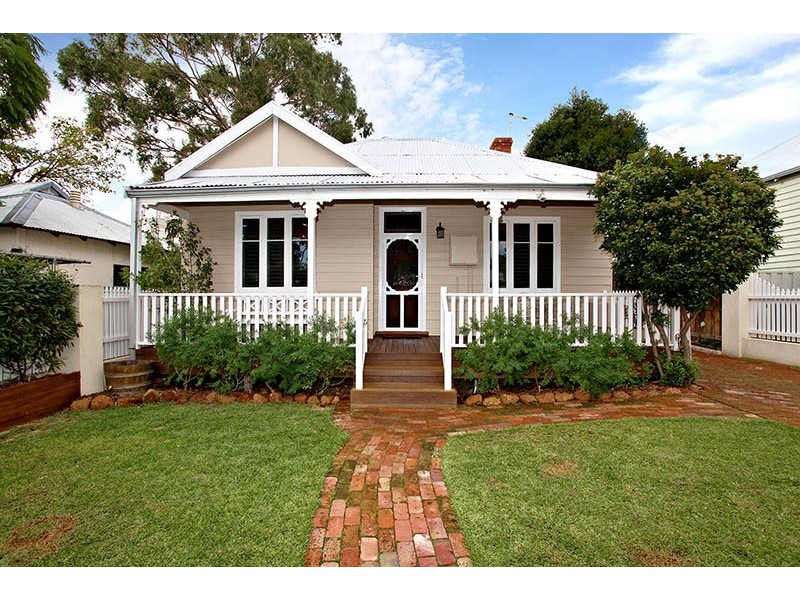 70 Carnarvon Street, East Victoria Park WA 6101