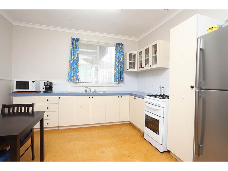 80 Hill View Terrace, St James WA 6102