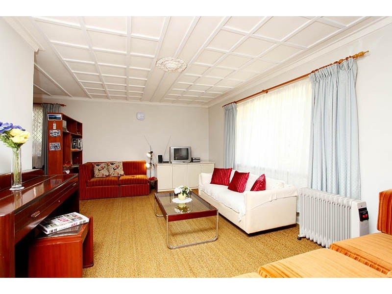 21 Harewood Street, Forrestfield WA 6058