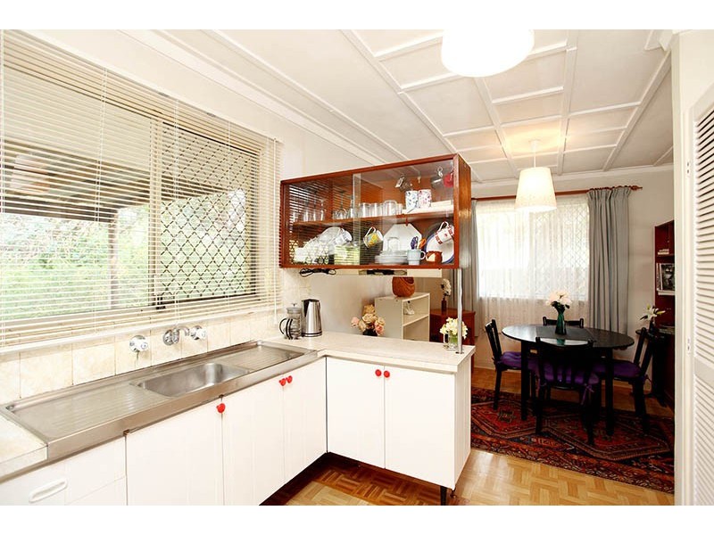 21 Harewood Street, Forrestfield WA 6058