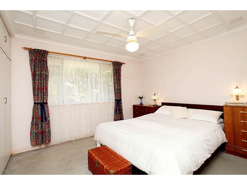 21 Harewood Street, Forrestfield WA 6058