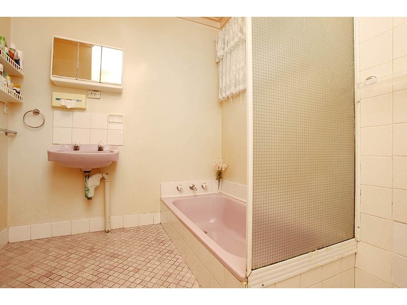 21 Harewood Street, Forrestfield WA 6058