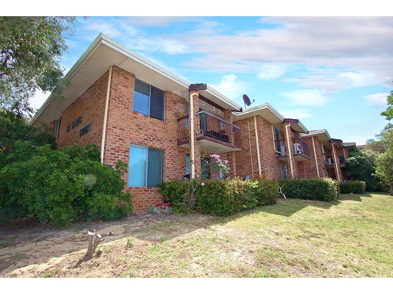 12/1051 Albany Highway, St James WA 6102